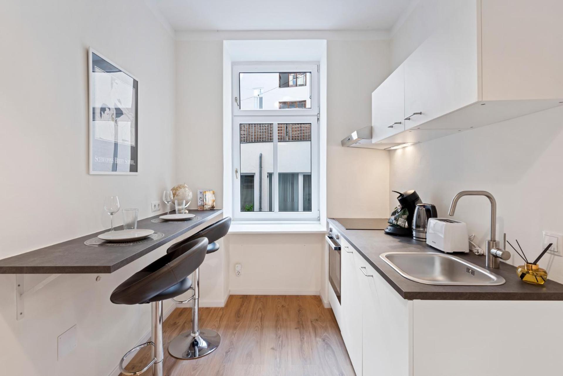 Cozy City Apartment - 15 Min To City-Centre - Contactless 24H Check-In Wina Bagian luar foto